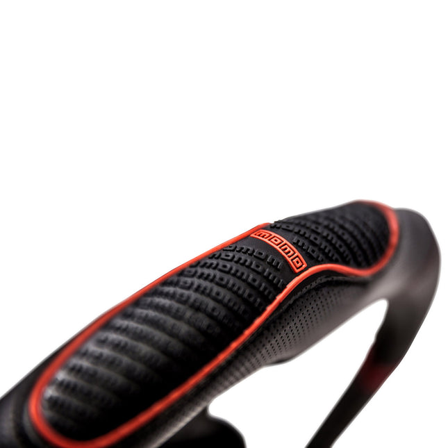 Cubre volante Negro/rojo Momo